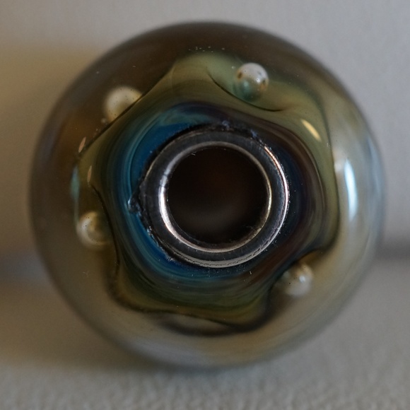 Trollbeads Organic Bubbles Bead - Picture 3 of 8